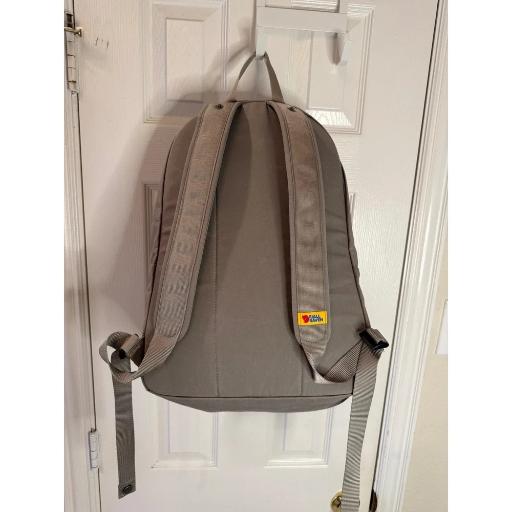 Fjällräven Vardag‎ 25L Backpack Taupe Gray G-1000 Laptop School Travel